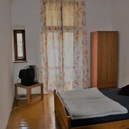 Hostel Awangarda Ii